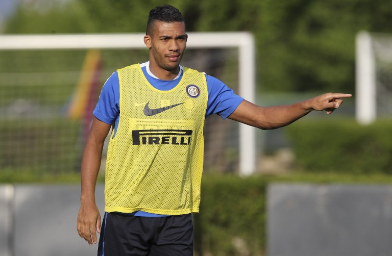 Brunico, Juan Jesus nervoso con i giornalisti. Lui su Twitter..