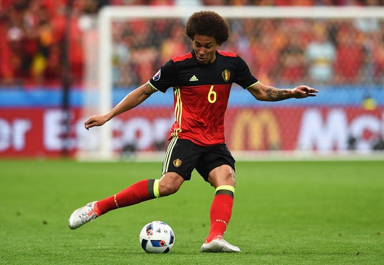 Mercato – Anche il Napoli su Witsel, previsto nel pomeriggio un incontro con l’agente