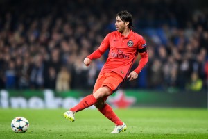LONDON, ENGLAND - MARCH 11: Maxwell of PSG passes the ball during the UEFA Champions League Round of 16, second leg match between Chelsea and Paris Saint-Germain at Stamford Bridge on March 11, 2015 in London, England. (Photo by Mike Hewitt/Getty Images)