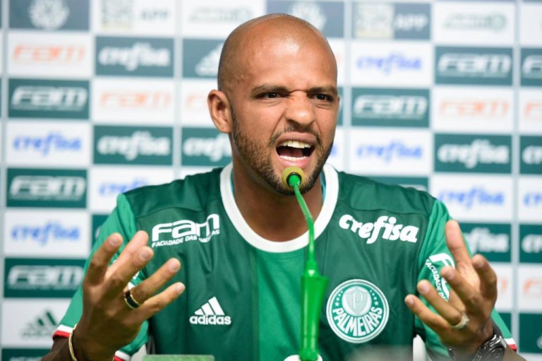 Felipe Melo: “Sono interista e tornerò a San Siro per saltare in curva. De Boer fece cag**te, Chiellini senza etica”