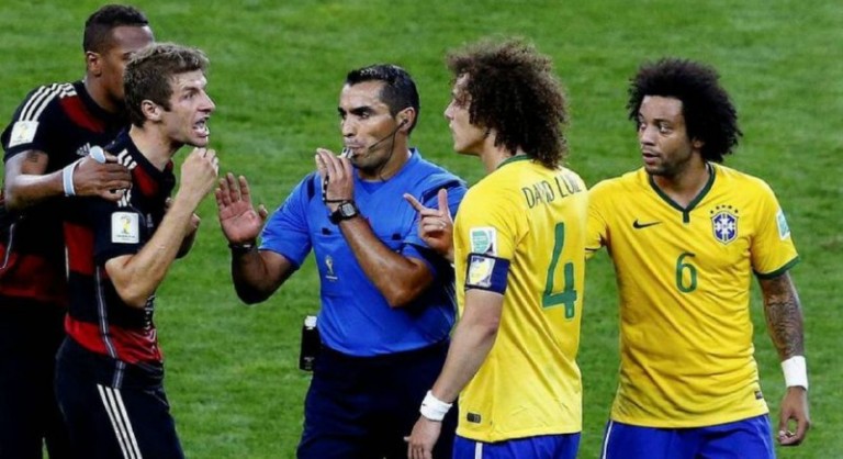 Marco Rodriguez, quando l’arbitro diventa allenatore: “Punto ad un club della Liga”. Diresse Brasile-Germania 1-7