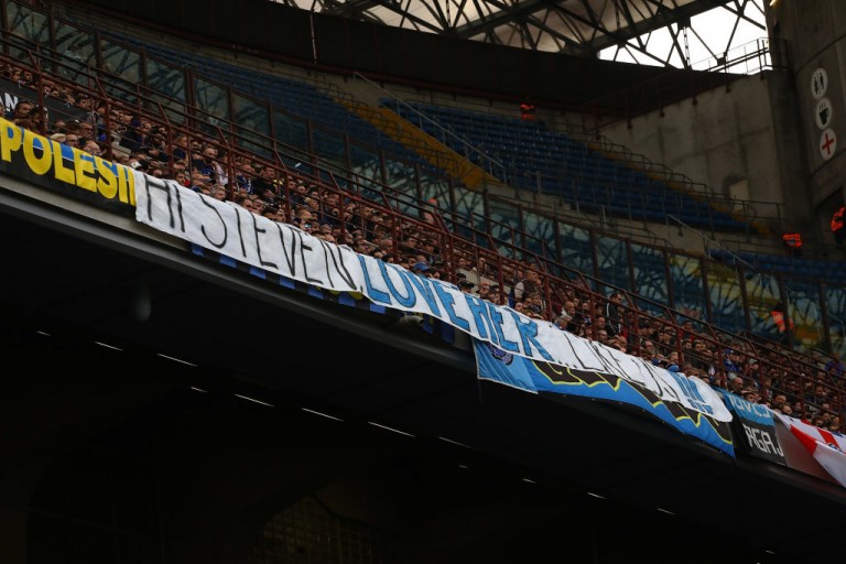 FOTO – Inter-Genoa, striscione speciale per il nuovo presidente Steven Zhang
