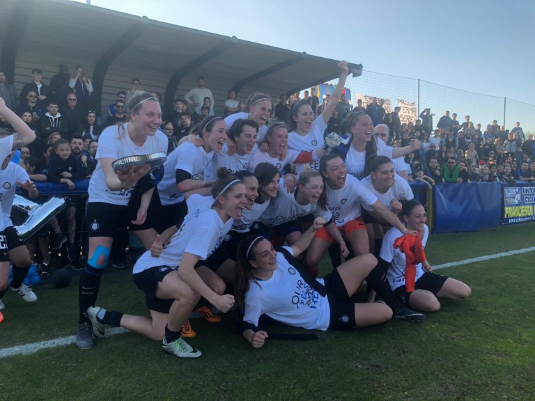 Inter Femminile, E’ QUI LA FESTA! 6-0 all’Arezzo davanti a Zanetti: è promozione in Serie A!