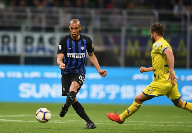 CdS – Inter al lavoro anche sul fronte cessioni: Miranda verso Jiangsu, piste non calde per Joao Mario e Dalbert