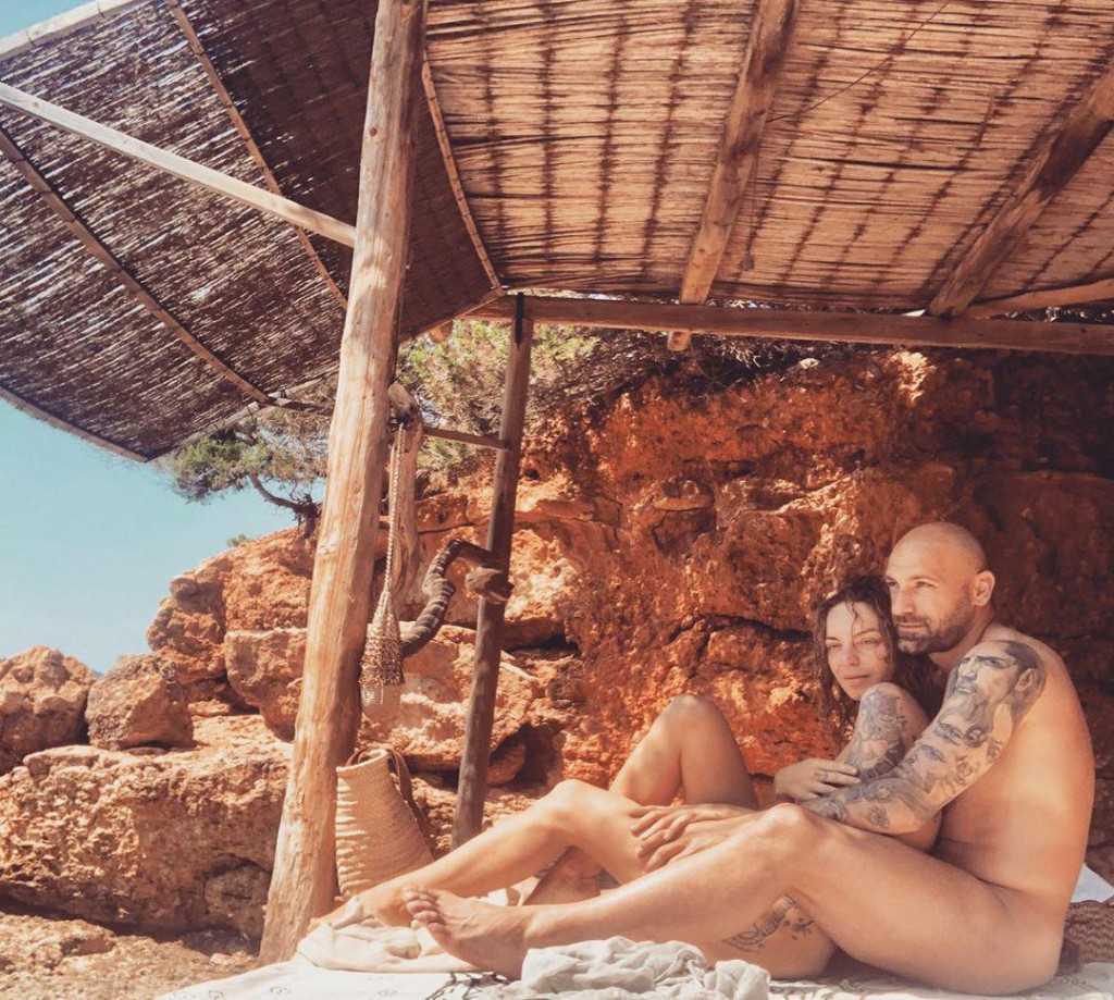 Social – Berni all’improvviso: lo scatto nudo su Instagram fa scatenare i tifosi