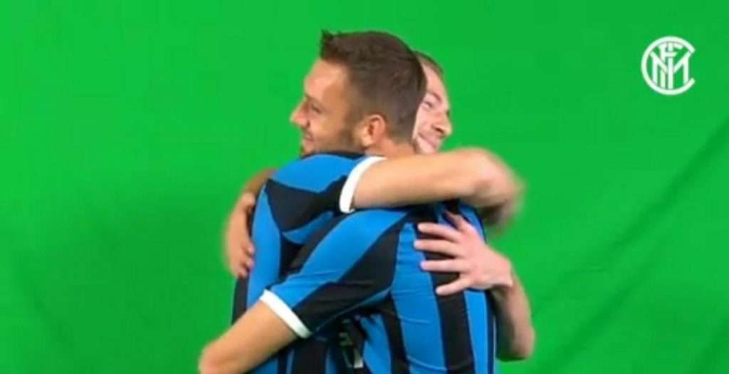 Social – FriendshipDay: Skriniar e De Vrij ed un abbraccio… d’intesa!