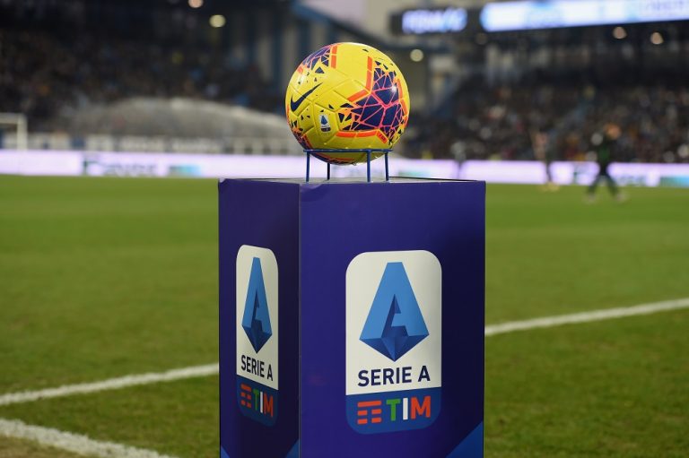 CdS – Serie A pronta a ripartire: si allarga il partito dei club disposti a giocare