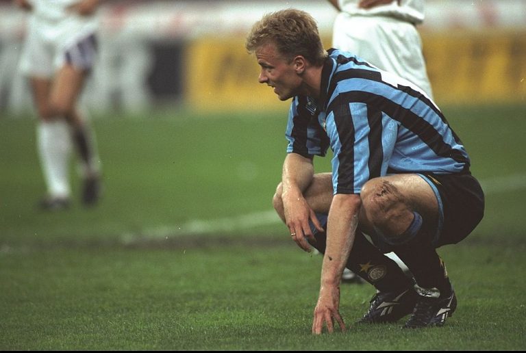 Accadde Oggi – 15 settembre 1993: Inter-Rapid Bucarest 3-1, stupenda tripletta di Bergkamp e primo passo verso la conquista della Coppa Uefa!