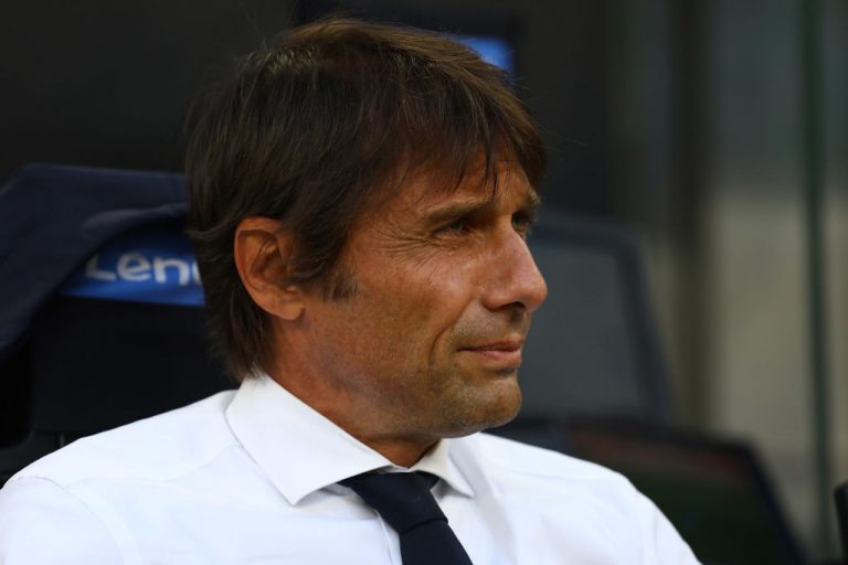 Conte: “Ho sposato un progetto triennale con l’Inter e sono qui per vincere. Contatti con la Juve? Querela per chi lo ha scritto”
