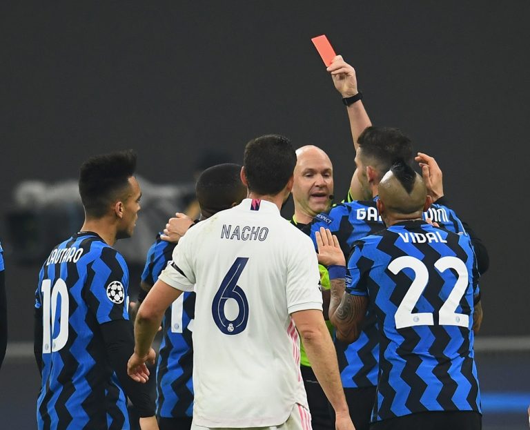 Vidal espulso per proteste: Gol TV svela la frase incriminata