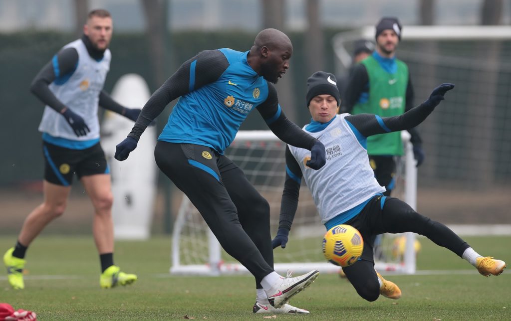 Verso Inter-Genoa, da Barella a Lukaku: 4 diffidati, ma Conte non fa sconti. Turnover contro il Parma