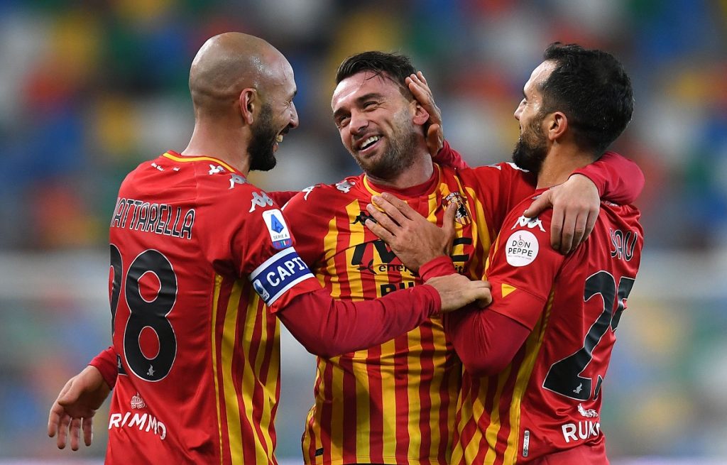 OCCHI SULL’AVVERSARIO – Il cambio di rotta e il lusso a centrocampo: il Benevento in cinque punti
