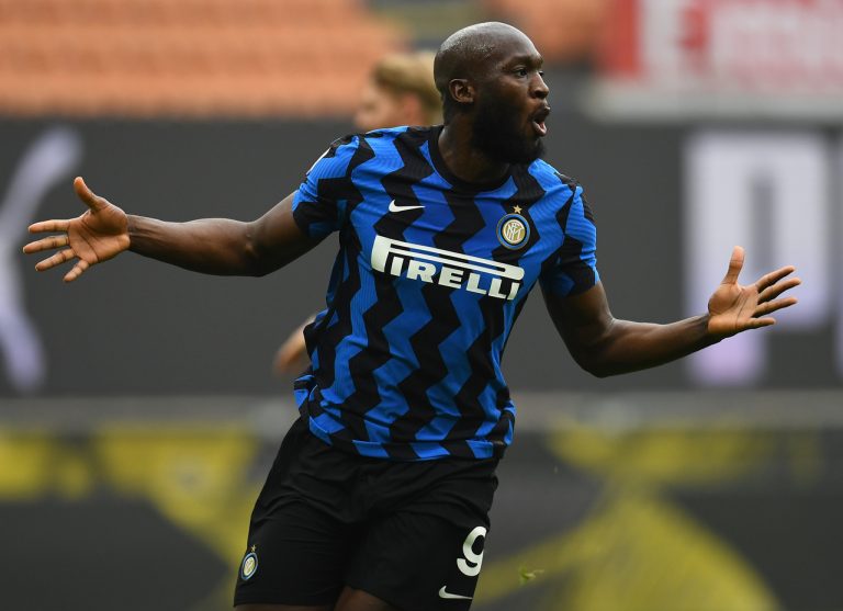Per Lukaku “c’è solo l’Inter”. Da Conte al feeling con Lautaro: no al Manchester City di Guardiola Lukaku Inter