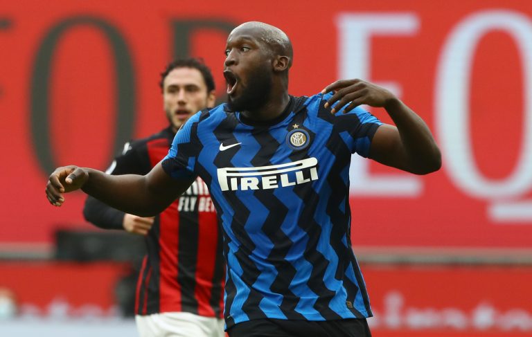 CdS – Rebus Lukaku, lo United chiede Lautaro o Skriniar per saldare il “debito”: la risposta dell’Inter