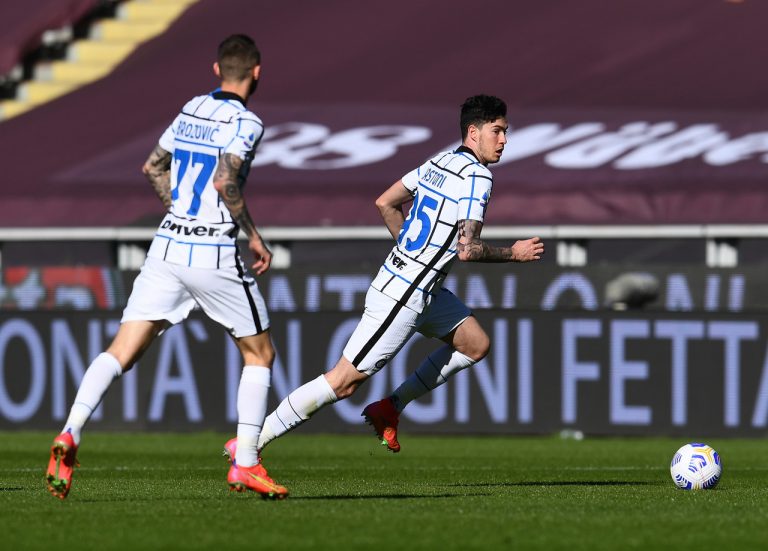 Torino-Inter, Bastoni (InterTV): “Adesso usciamo meglio da situazioni così. Gol Torino? Non ho capito cosa è successo”