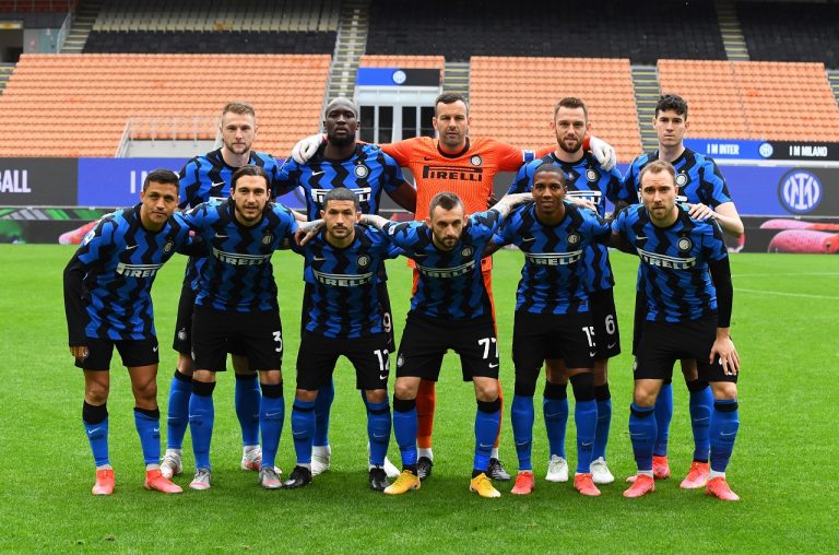 Inter-Cagliari, problemi in tutta Italia: tifosi furiosi. Dazn risponde: “Stiamo lavorando per risolvere” Inter Cagliari