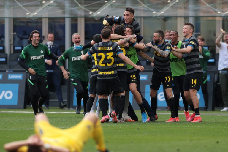 CM.com – I calciatori dell’Inter aiutano la società: rinunciano al premio scudetto