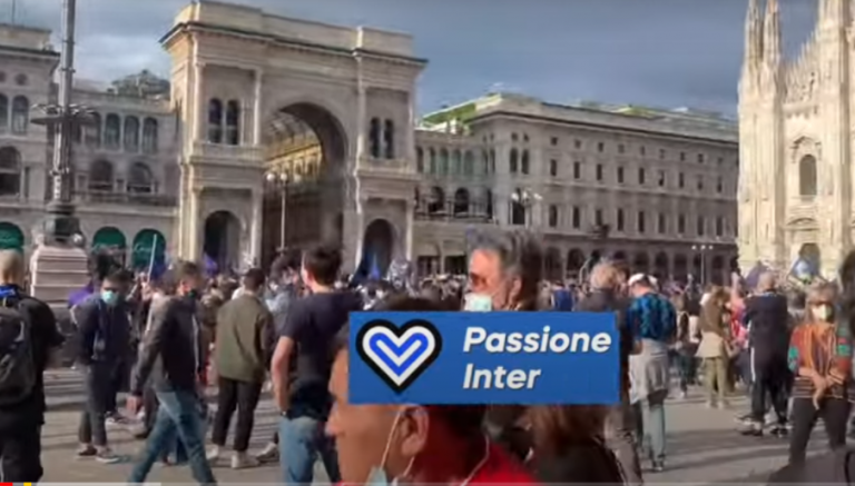 VIDEO – Festa Scudetto Inter in Piazza Duomo | 2 maggio 2021