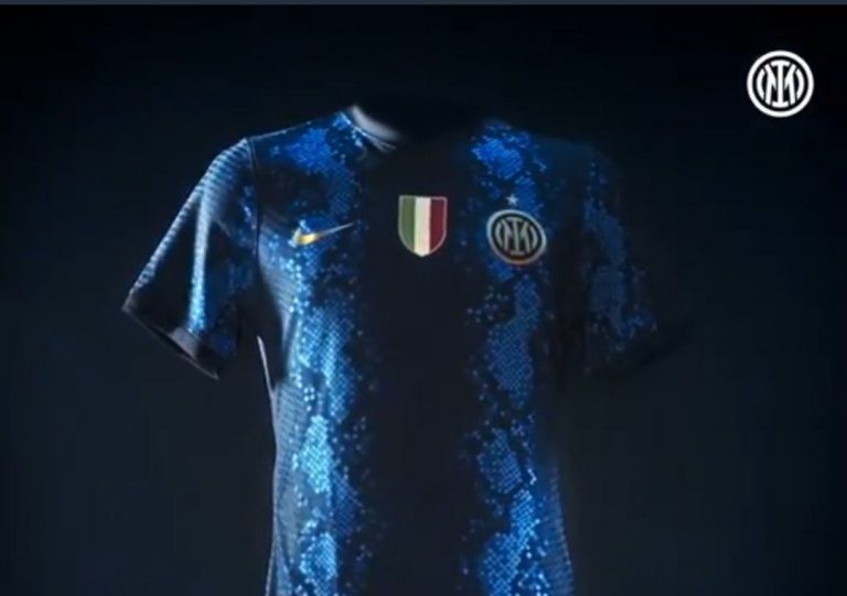 UFFICIALE – L’Inter presenta la nuova maglia Home 21/22: manca il main sponsor ma spunta il tricolore
