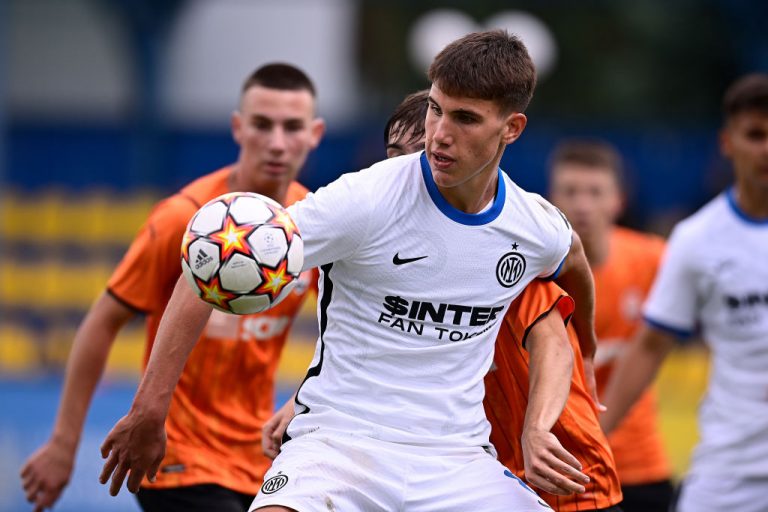 FH – Contro lo Shakhtar via il biscione dalla seconda maglia? L’indizio dalla Primavera