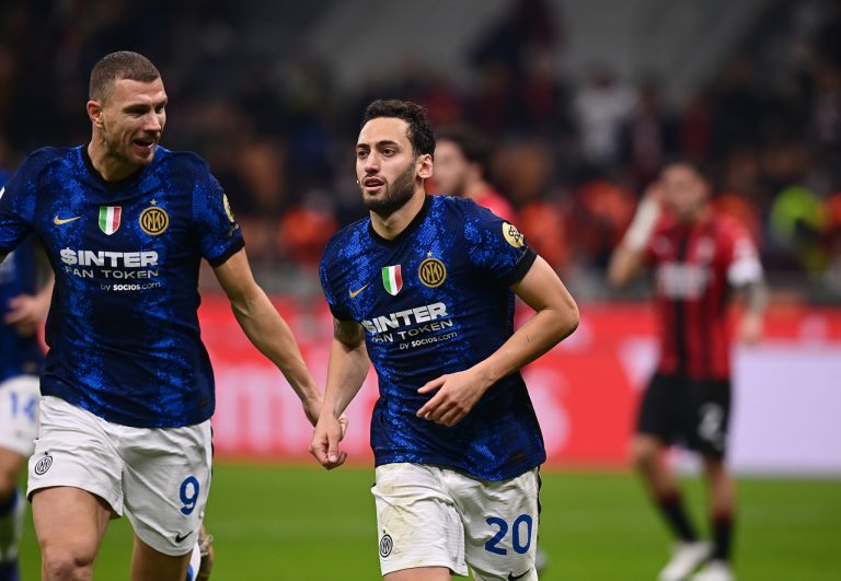 Top&Flop di Milan-Inter: Calhanoglu con personalità, Lautaro da horror