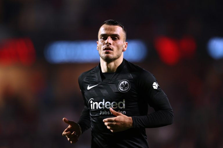 L’Inter spinge per un vice Perisic: riprende quota Kostic
