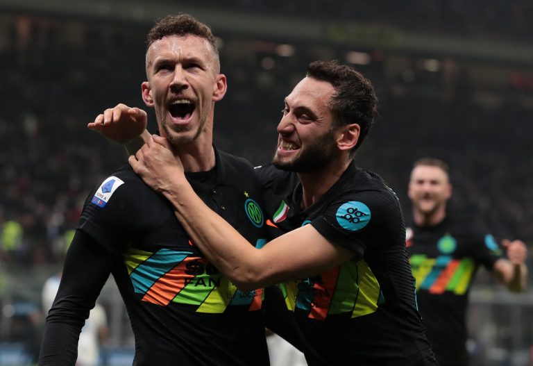 VIDEO – Gli highlights di Inter-Napoli 3-2: tre punti tra mille emozioni