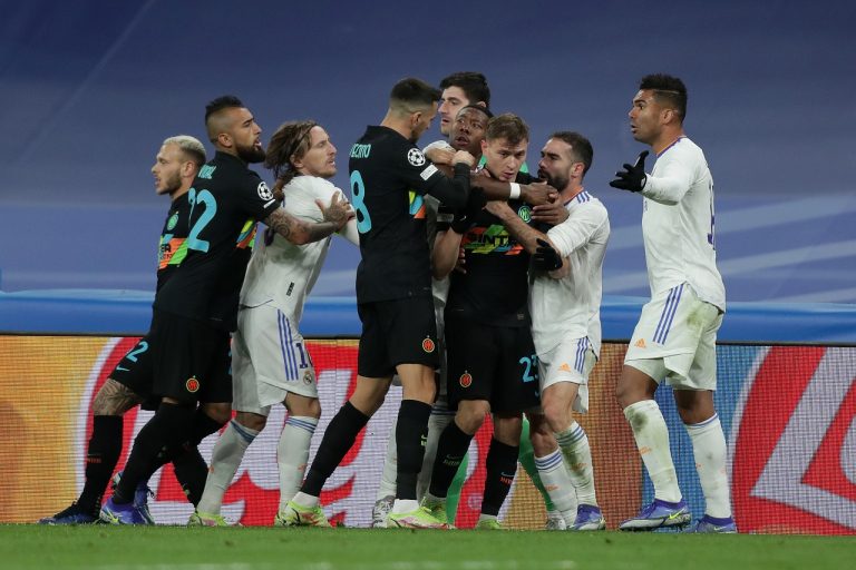 Real Madrid-Inter, LE PAGELLE: bene la difesa, male l’attacco. Ingenuo e sottotono Barella Real Madrid-Inter