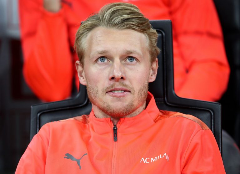 Social – L’Inter e l’augurio per Kjaer: “Torna presto, vogliamo applaudirti di nuovo” Kjaer
