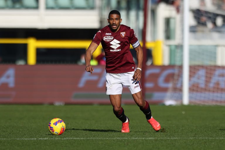 Tra campo e mercato: Toro, occhi su Pinamonti e Radu. Sono loro le pedine per Bremer?