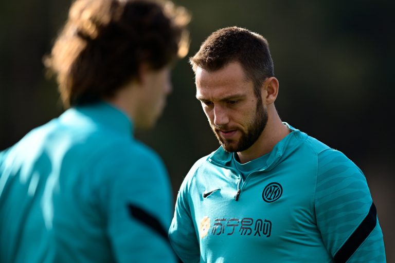 Dov’è il vero de Vrij? L’Inter si guarda intorno: Bremer, Vanheusden e le occasioni