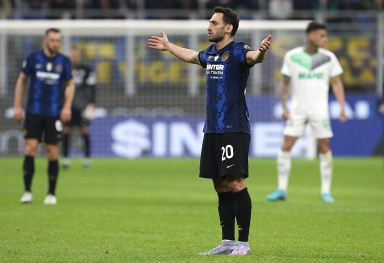 Inter-Sassuolo, moviola GdS: “Fallo su Calhanoglu, gol dell’0-1 irregolare”