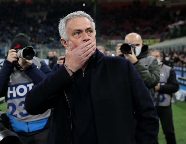 Repubblica: “Suggestione Inter per Mourinho”. Ma l’ipotesi è complessa