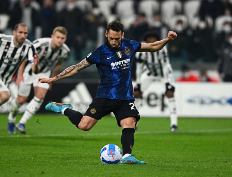 VIDEO – Gli highlights di Juventus-Inter: decide il rigore di Calhanoglu