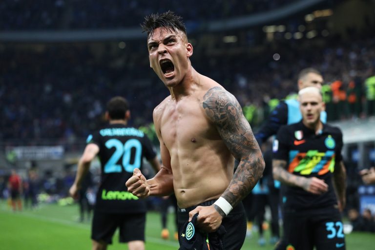 GdS – Lautaro vuole restare all’Inter: c’è il segnale. Il club sonda altre strade Lautaro Martinez