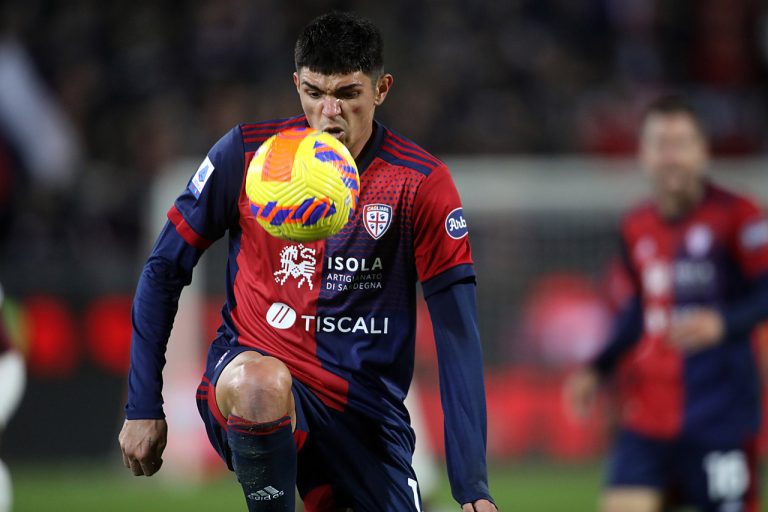GdS – Una poltrona per tre: l’Inter chiede tempo al nuovo esterno