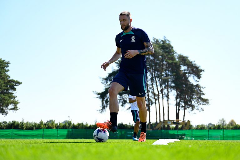 Skriniar-PSG, nessuna novità: presto tornerà a essere convocato dall’Inter