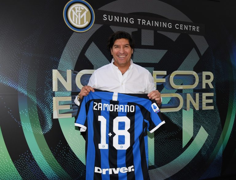 Quando la maglia di Zamorano è diventata la più venduta al mondo