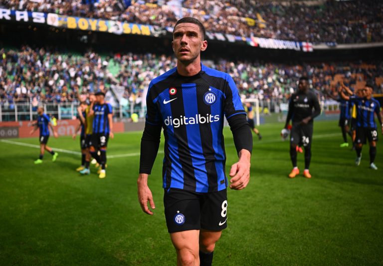Inter, Gagliardini e Gosens pronti a salutare: la situazione Robin Gosens
