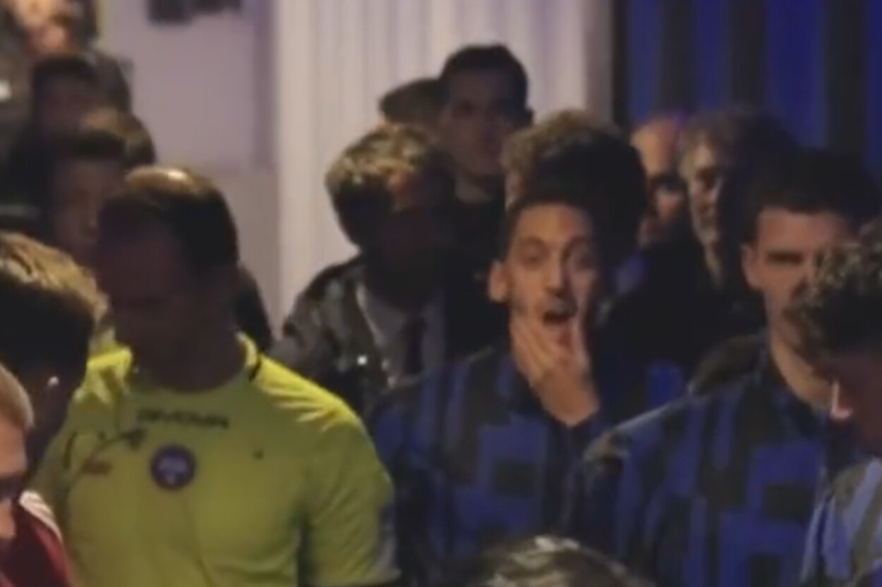 VIDEO – Calhanoglu INCROCIA Lukaku nel tunnel: ecco la sua REAZIONE
