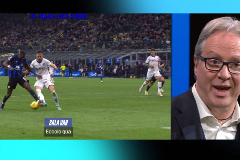 VIDEO – L’audio del VAR sul contatto Thuram-Rahmani: “Prende la palla”