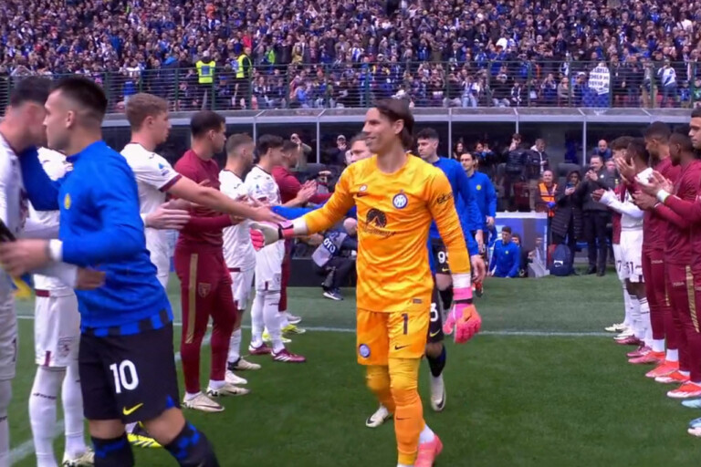 VIDEO – Il “pasillo de honor” del Torino all’ingresso dell’Inter