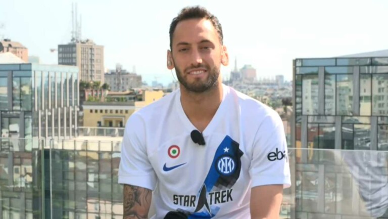 Calhanoglu: “Scudetto nel derby sarebbe folle. Non dimentico come festeggiò il Milan”