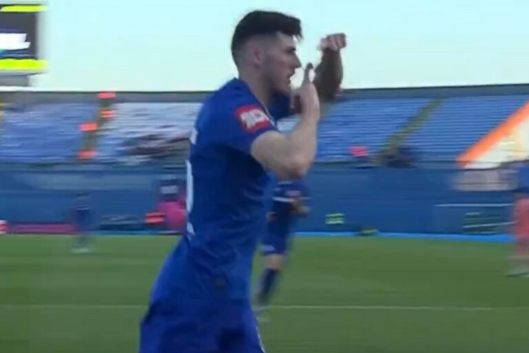 Inter, guarda che Sucic: il gol è un gioiello Petar Sucic esulta dopo il gol