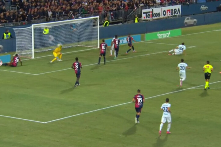Gol Pio Esposito in Cagliari-Inter